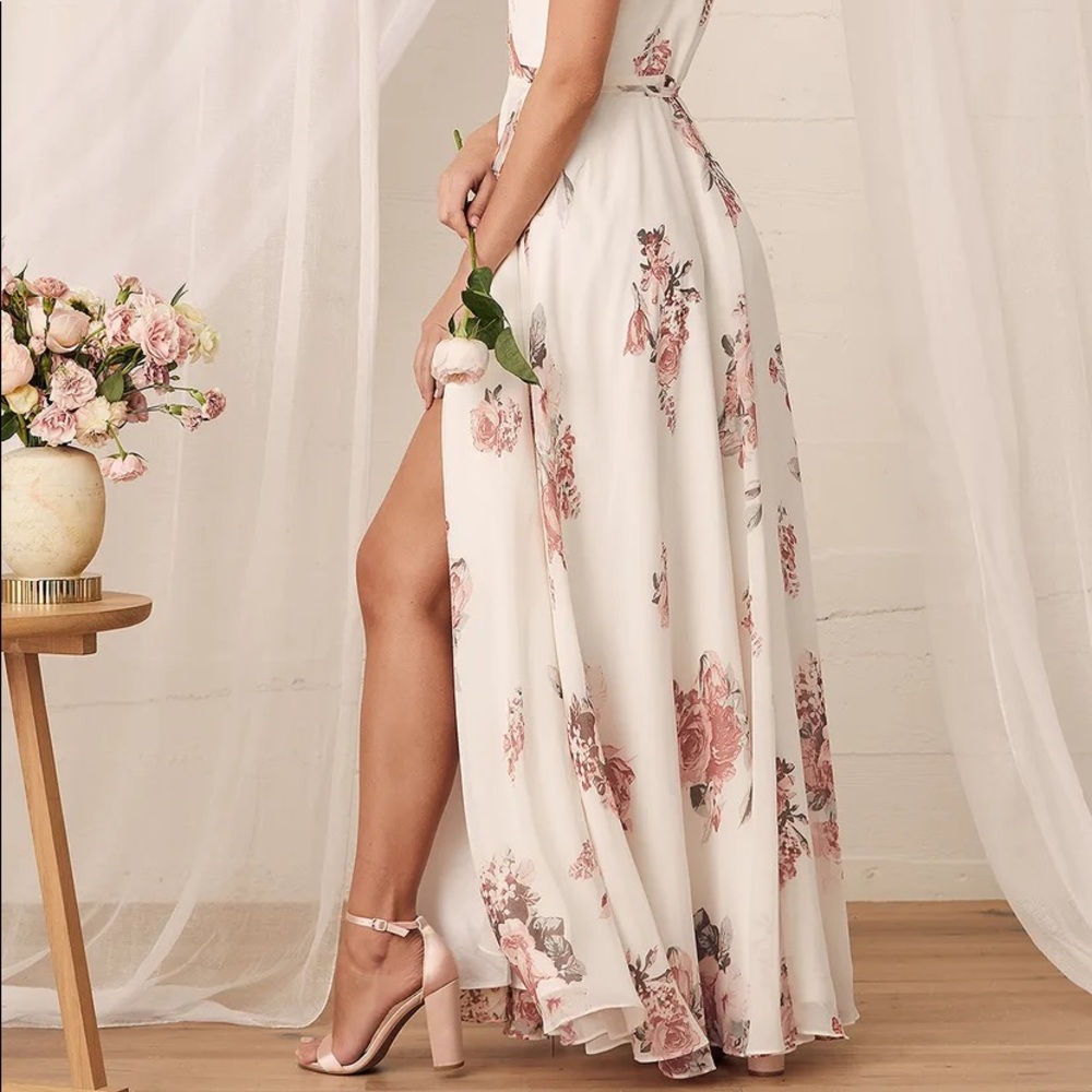 🔥Lulus floral cream wrap pink maxi dress thin strap